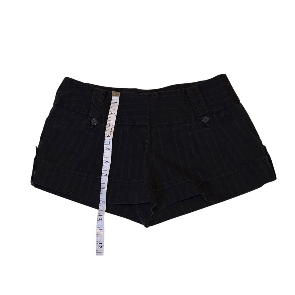 TRACY EVANS LIMITED Black Pinstripe Shorts Juniors 1 - Picture 3 of 5
